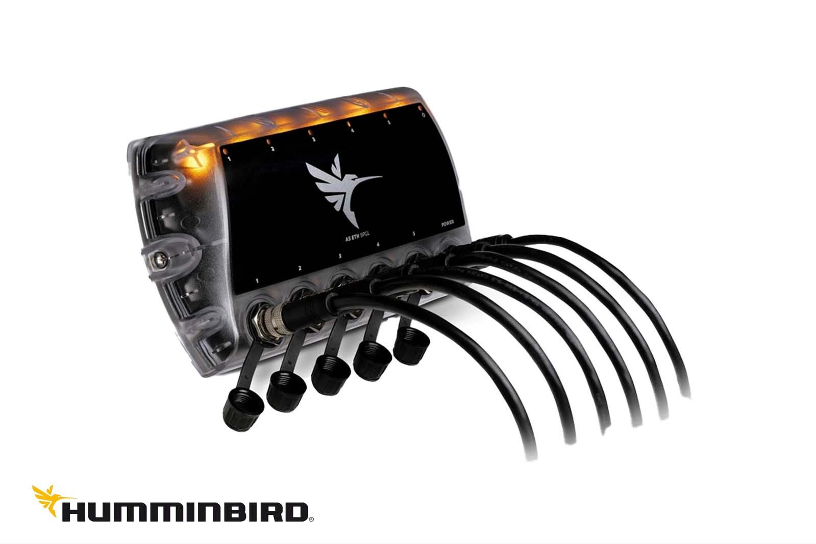 Humminbird 5-Port Ethernet-Box mit Anschlüssen und orangenem Licht