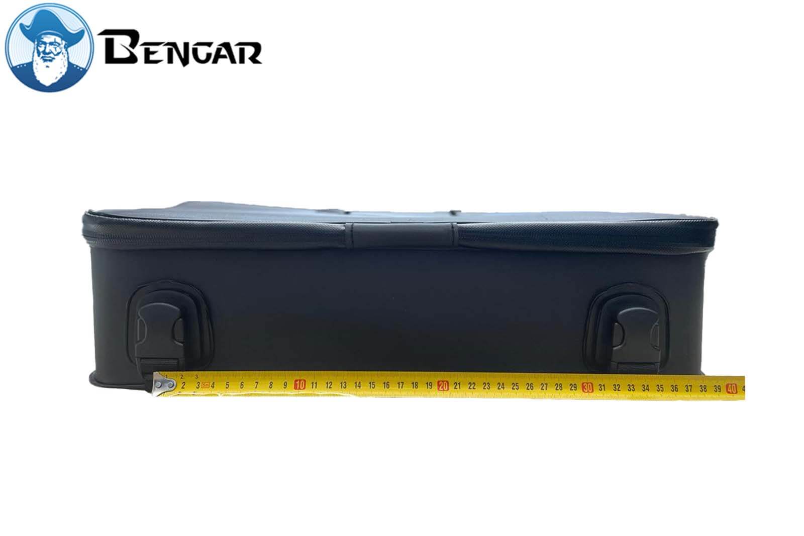 Bengar EVA Bellyboat Tasche Bakkan zum Gurten - Maße Abstand Mitte Clip bis Mitte Clip